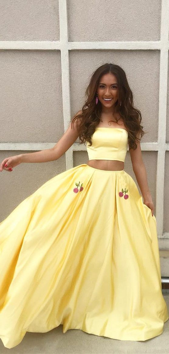 Elegant Two Piece Yellow Long Prom Dress With Pockets 2018